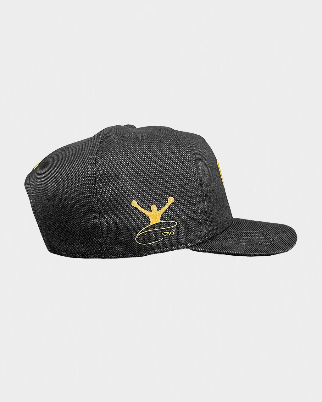 Boné Snapback POPÓ FREITAS Preto/Dourado